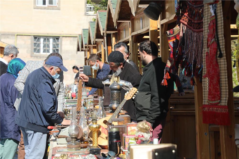 ANTİKA PAZARI RAMAZANDA