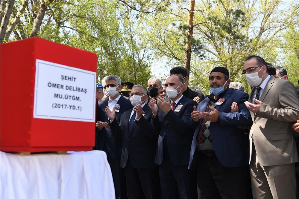 ŞEHİDİMİZ SON YOLCULUĞUNA UĞURLANDI