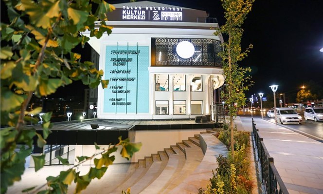 ‘UYUMAYAN KÜTÜPHANE 500 BİN'İ GEÇTİ